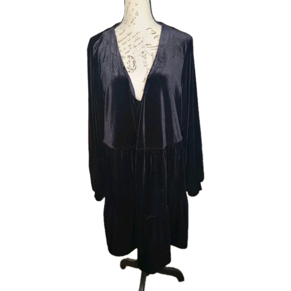 H&M Divided Black Velvet Tiered Mini Dress Size L